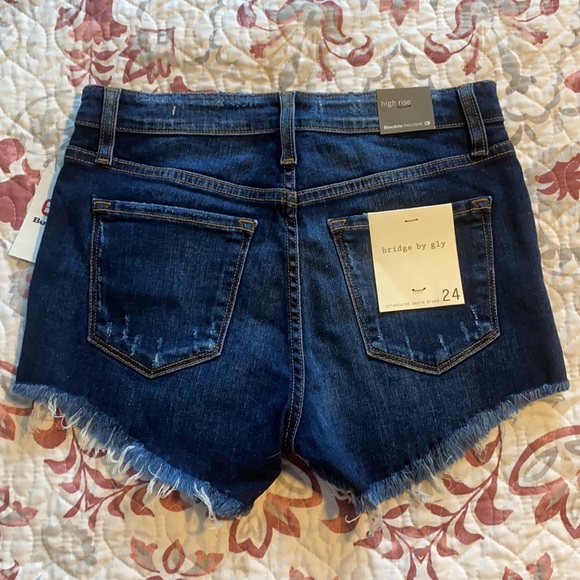 Size 24 High Rise Shorts - Picture 2 of 2